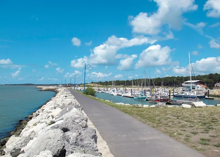 Сasa de vacaciones Les Jardins De La Palmyre-3 By Interhome Les Mathes